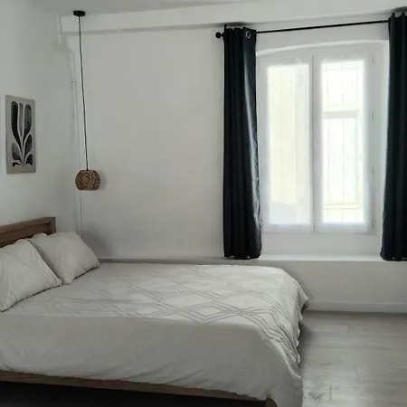 Apartment Lysandre *